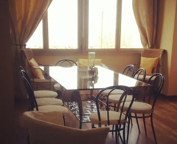 Bristol 4* 佩萨罗